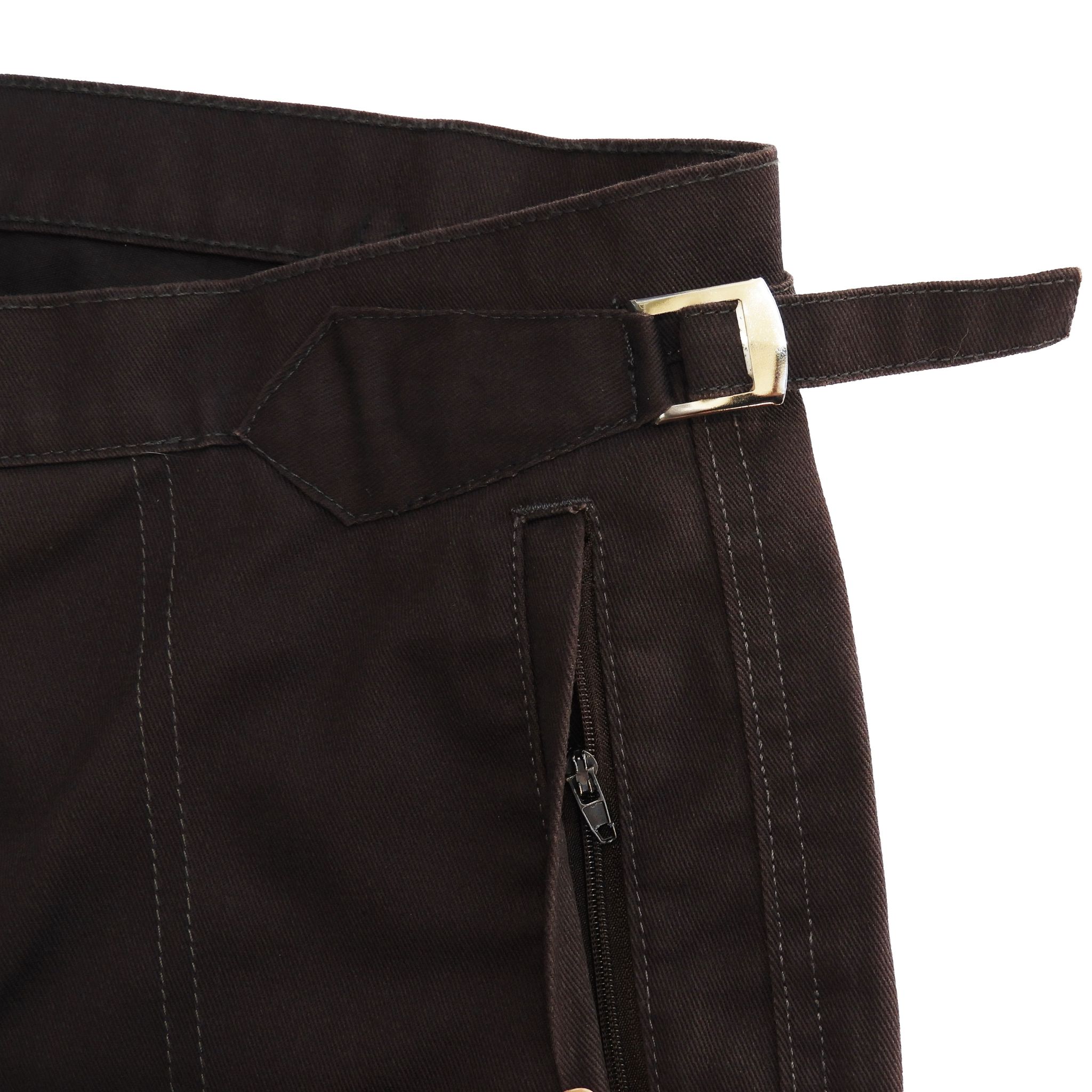 Utility cargo pants metal hardware and pocket detail.